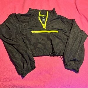 Cropped Quarter Zip Wind Breaker NWOT